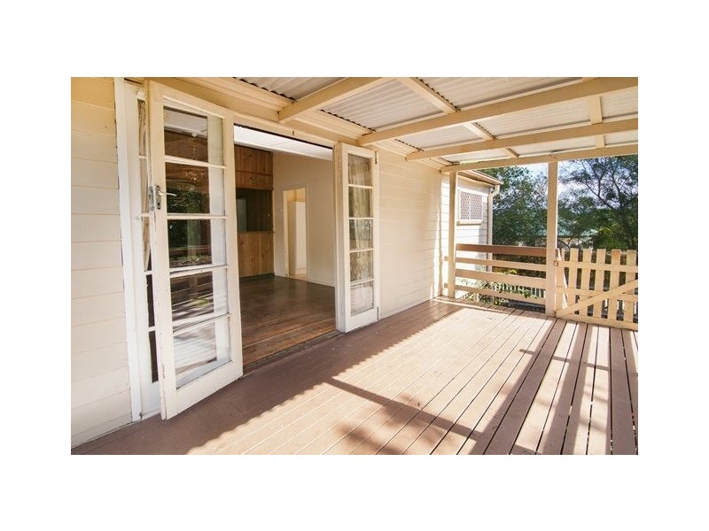 22 Glossop Street, Brassall QLD 4305