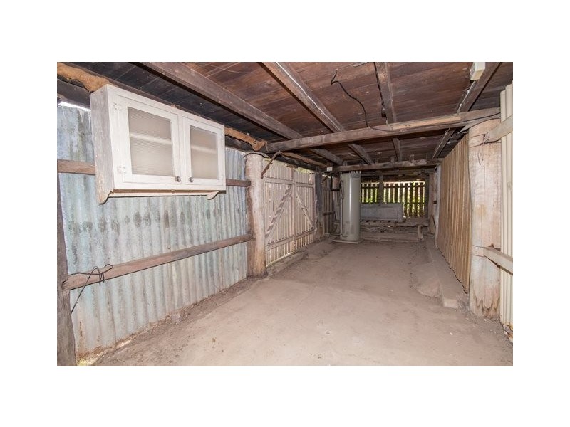 22 Glossop Street, Brassall QLD 4305