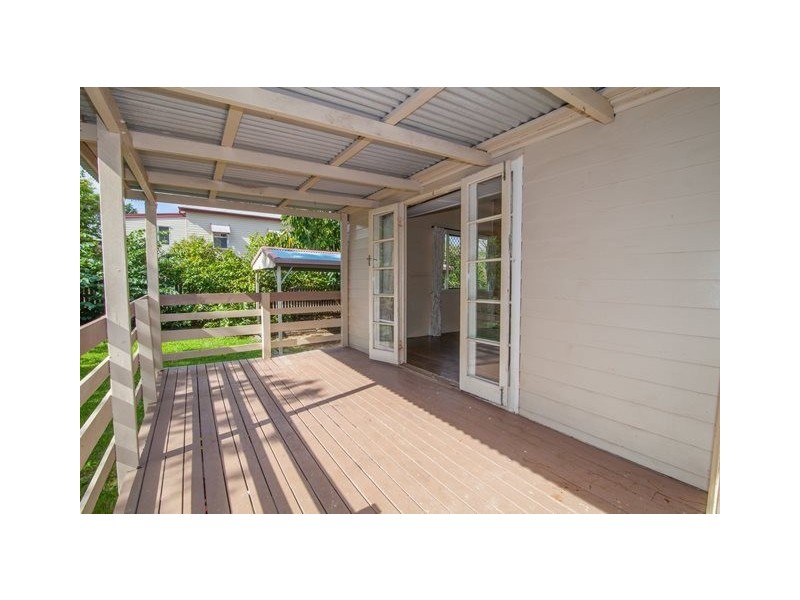 22 Glossop Street, Brassall QLD 4305