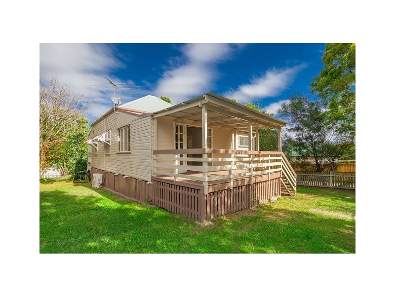 22 Glossop Street, Brassall QLD 4305
