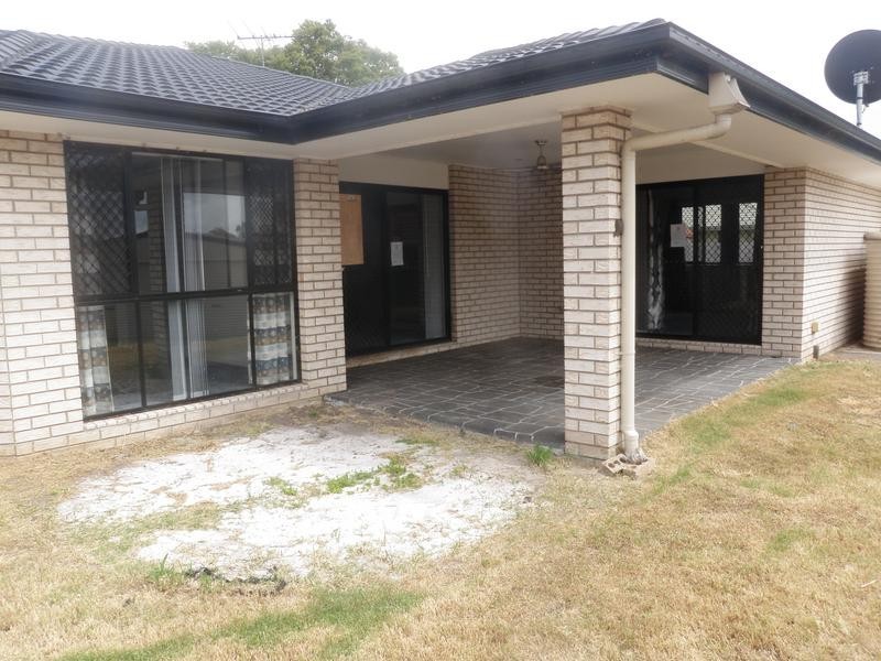 25 Angela Place, Yamanto QLD 4305