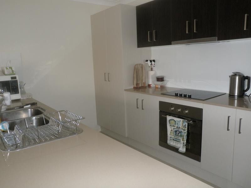 8 Vivian Hancock Drive, North Booval QLD 4304