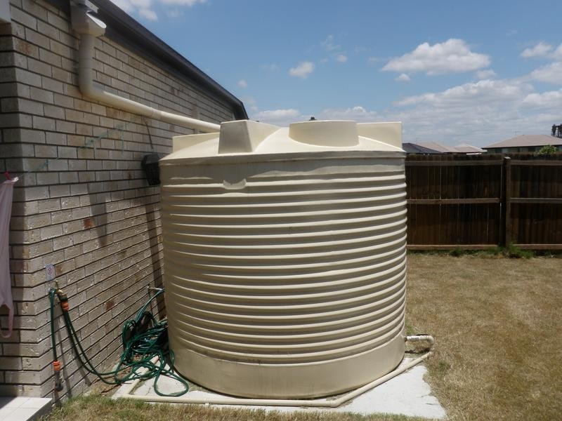 8 Vivian Hancock Drive, North Booval QLD 4304