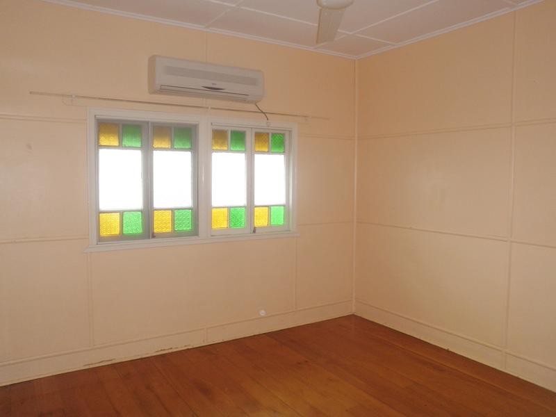 9 Shine Street, One Mile QLD 4305