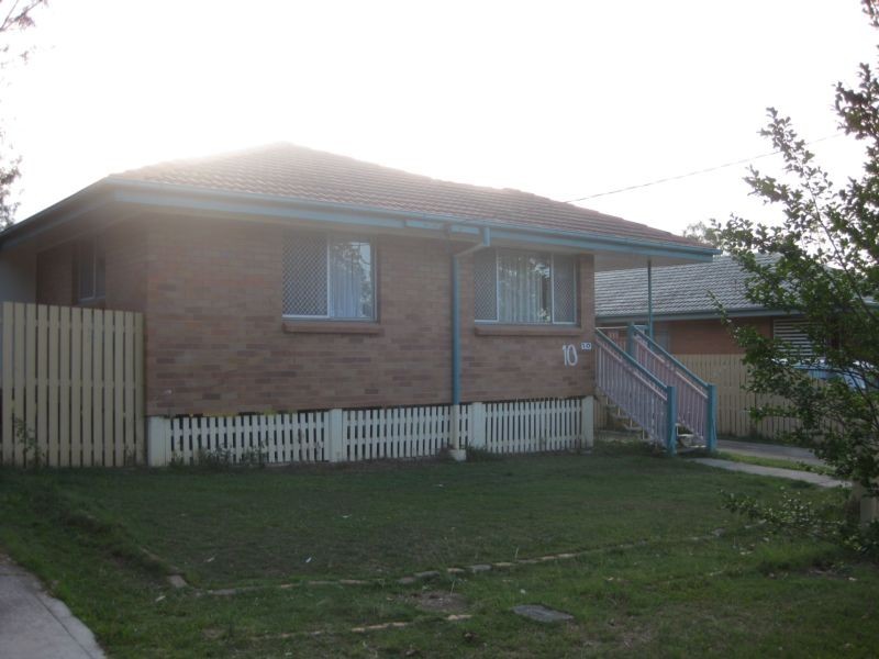 10 Dossie Street, Riverview QLD 4303