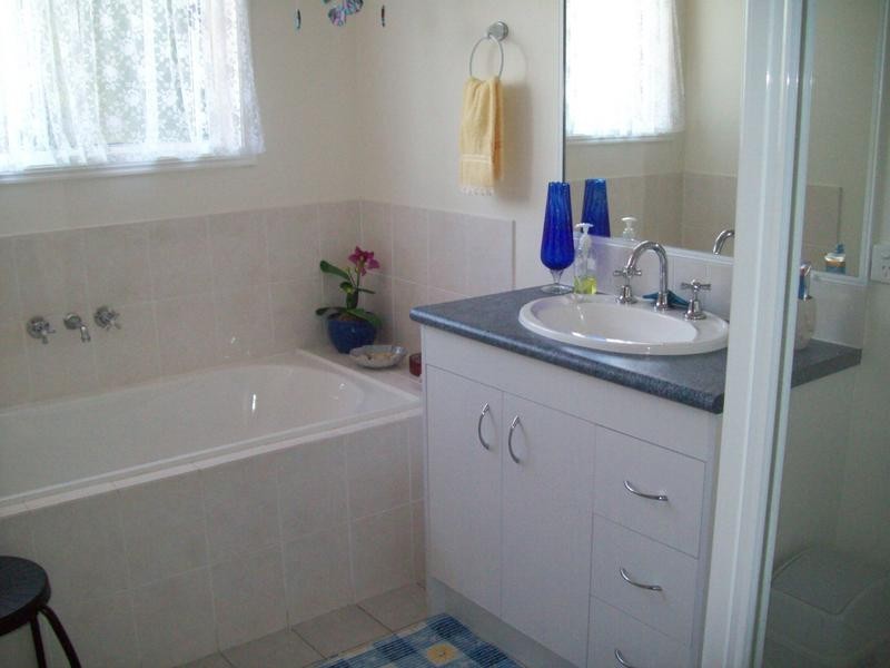 2a Aspinall Street, Wulkuraka QLD 4305