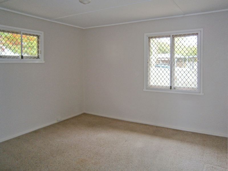 20 Mitchell Street, Riverview QLD 4303
