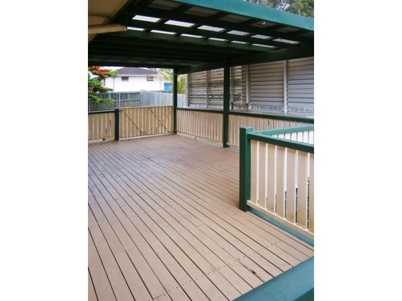 20 Mitchell Street, Riverview QLD 4303