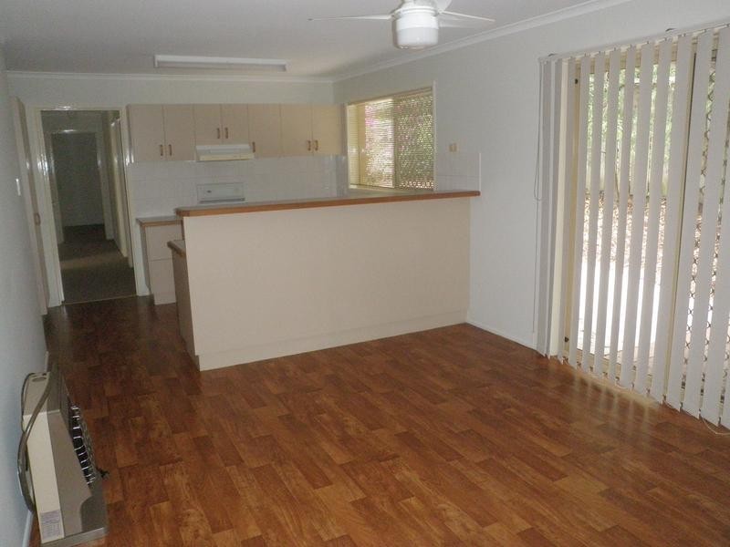 1 John Staines Crescent, North Ipswich QLD 4305