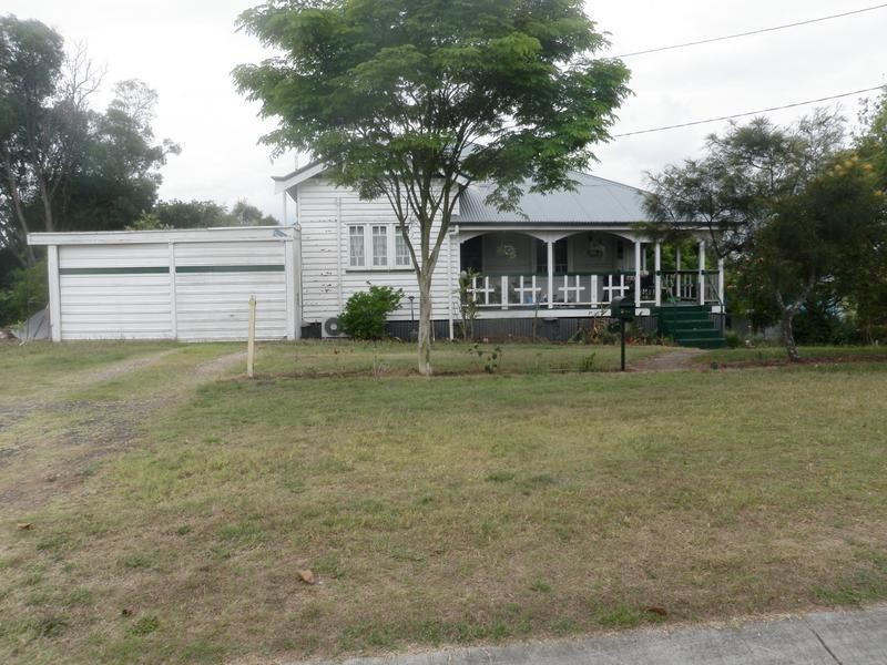 9 Boundary Street, Bundamba QLD 4304