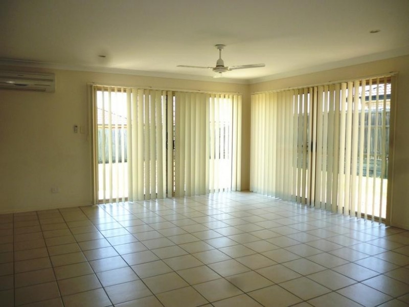 2 Acacia Close, Raceview QLD 4305