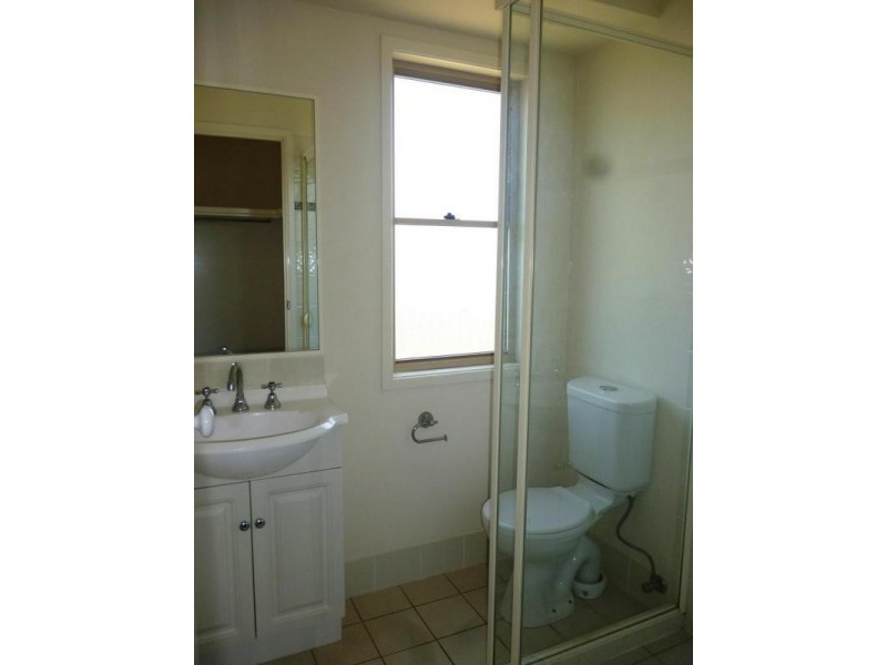 2 Acacia Close, Raceview QLD 4305