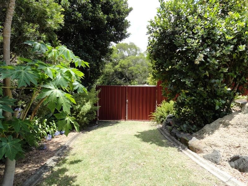 18 McKenzie Street, Bundamba QLD 4304