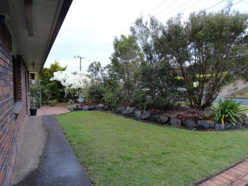 18 McKenzie Street, Bundamba QLD 4304