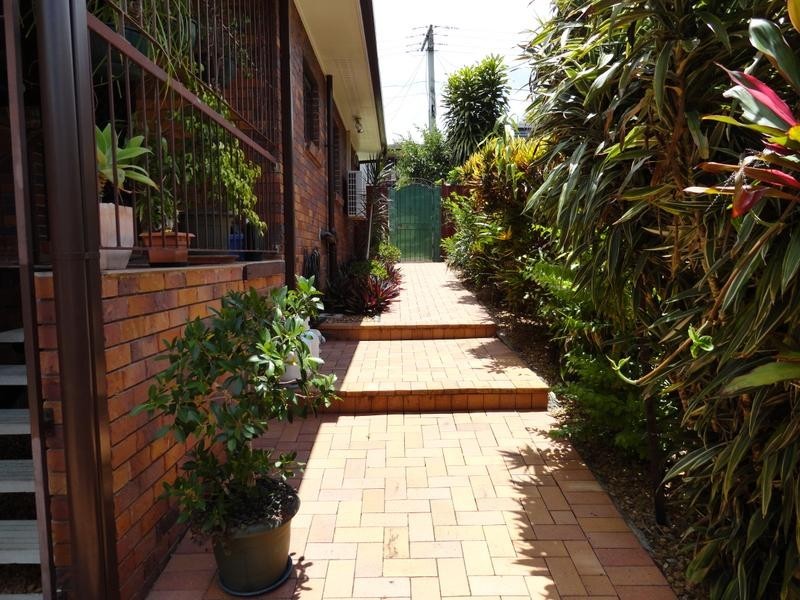18 McKenzie Street, Bundamba QLD 4304