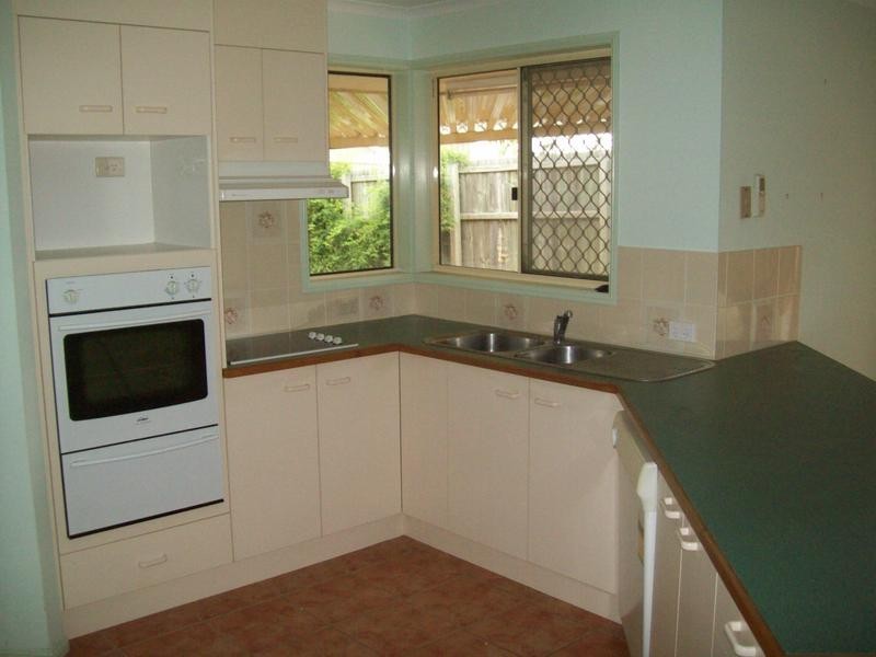 45 Discovery Street, Flinders View QLD 4305