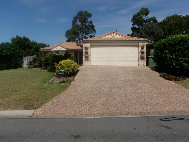 45 Discovery Street, Flinders View QLD 4305