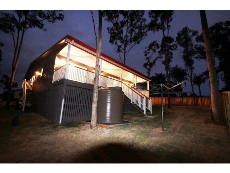 10 Chalmers Place, North Ipswich QLD 4305