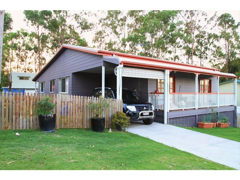10 Chalmers Place, North Ipswich QLD 4305