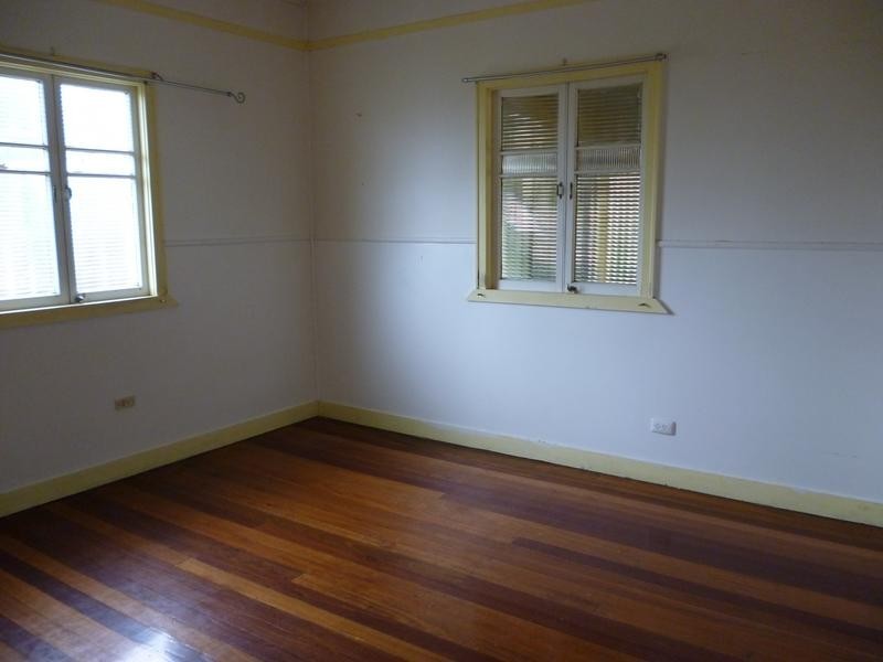 25 Chubb Street, One Mile QLD 4305