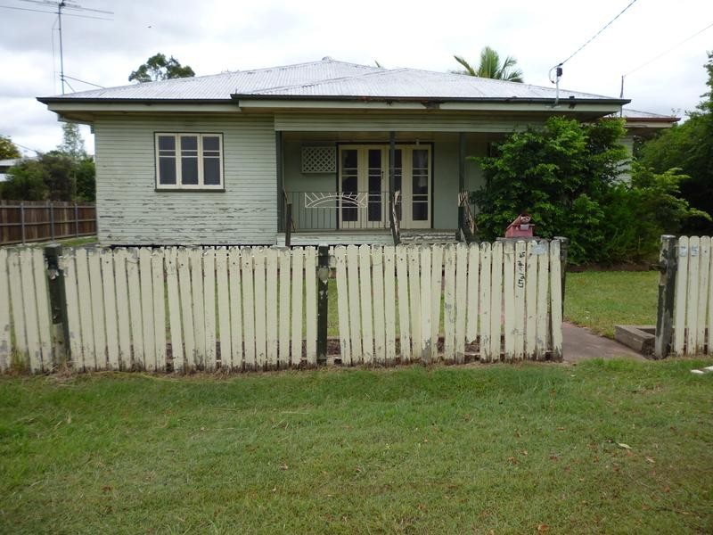 25 Chubb Street, One Mile QLD 4305