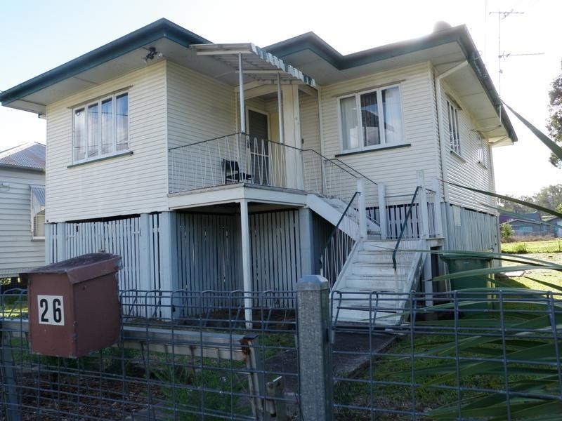 26 Lindsay Street, Bundamba QLD 4304