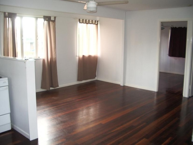 74 Francis Street, North Ipswich QLD 4305