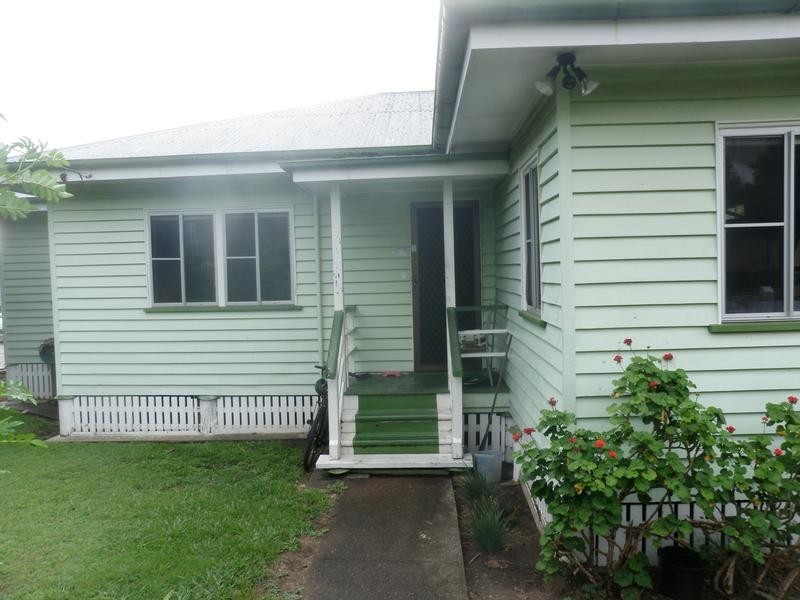 124 Glebe Road, Booval QLD 4304