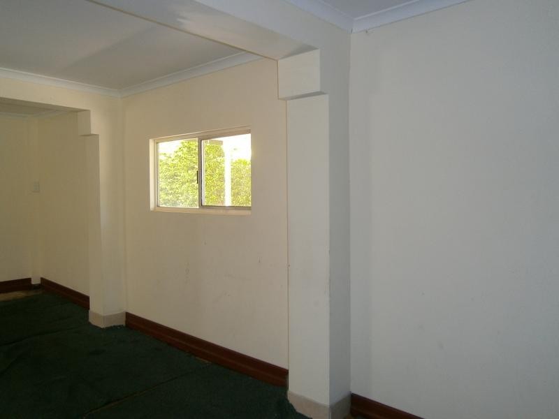 8 Reif Street, Flinders View QLD 4305