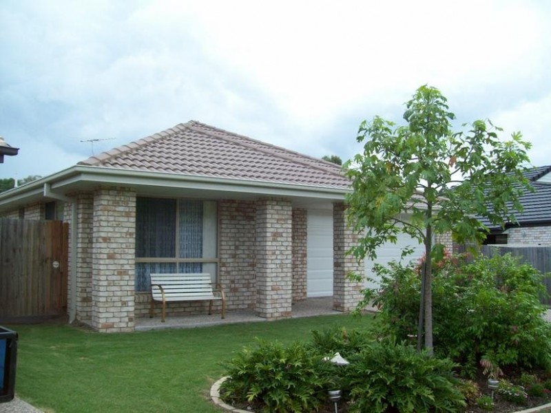 4 Sarah Close, Redbank Plains QLD 4301