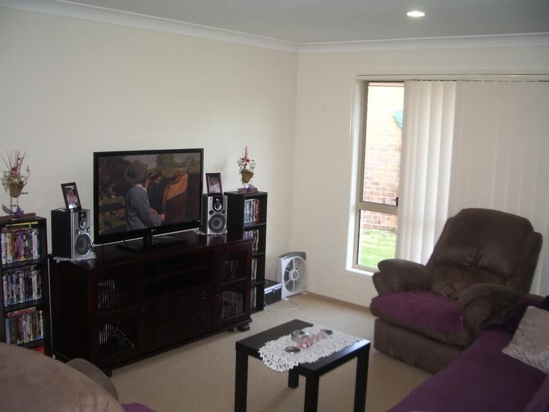 4 Sarah Close, Redbank Plains QLD 4301