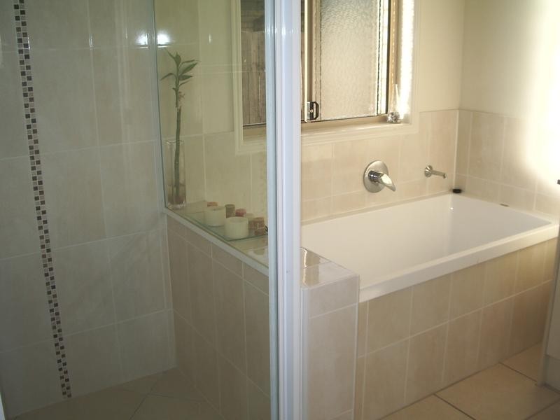 4 Sarah Close, Redbank Plains QLD 4301