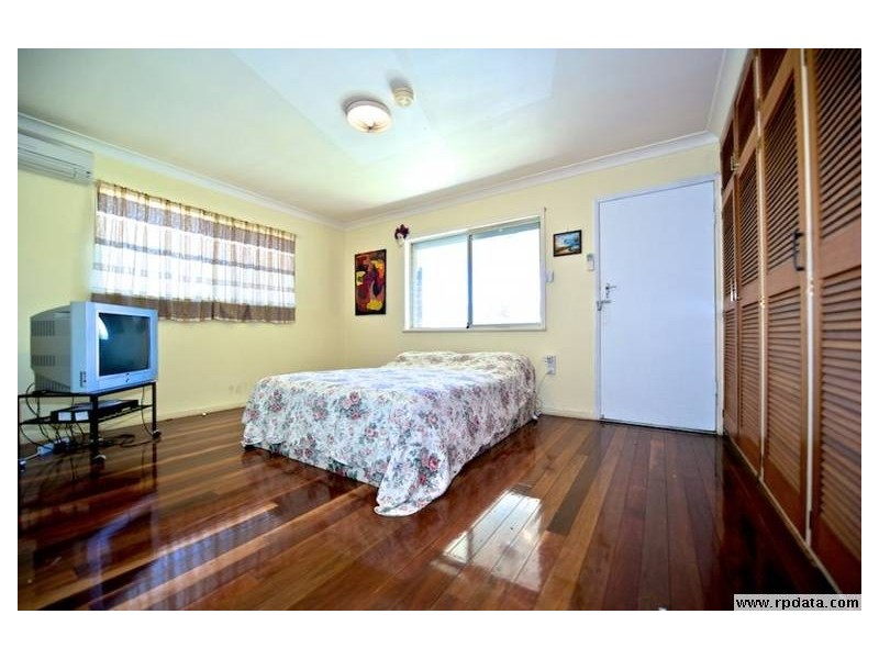 33 Thorn Street, Ipswich QLD 4305