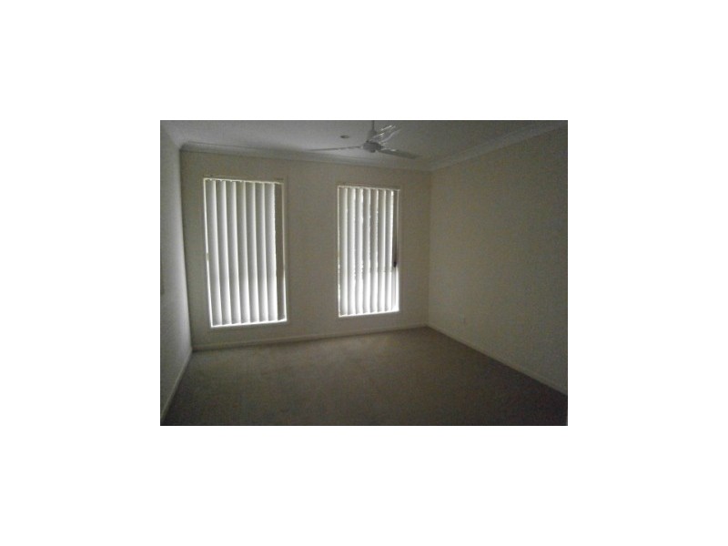 49 Banksia Drive, Raceview QLD 4305