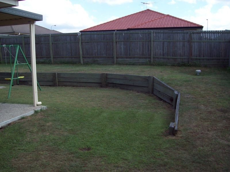 49 Banksia Drive, Raceview QLD 4305