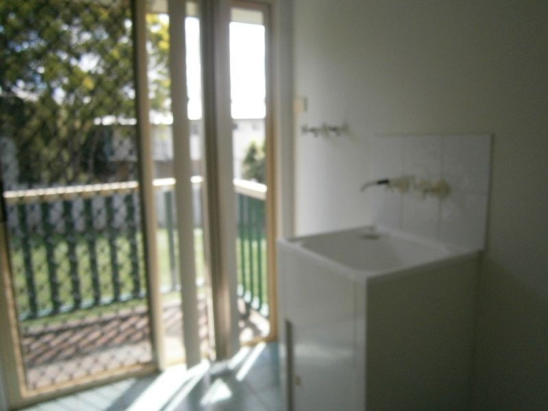 36 Skinner Crescent, Silkstone QLD 4304