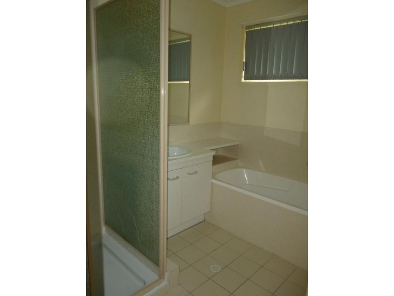 1a Salisbury Road, Ipswich QLD 4305