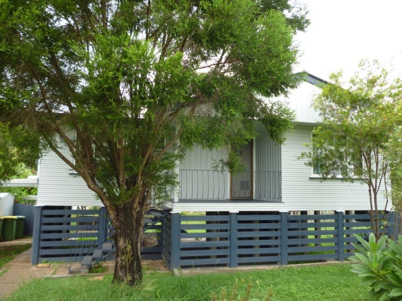 1 Leslie Street, East Ipswich QLD 4305