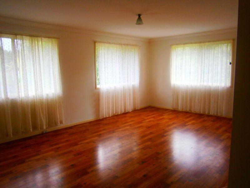 6 Nidus Court, Fernvale QLD 4306