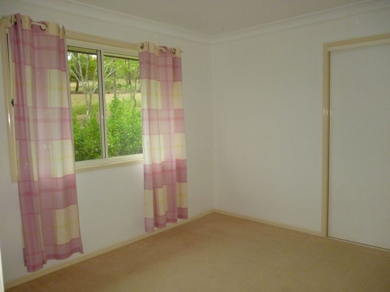6 Nidus Court, Fernvale QLD 4306