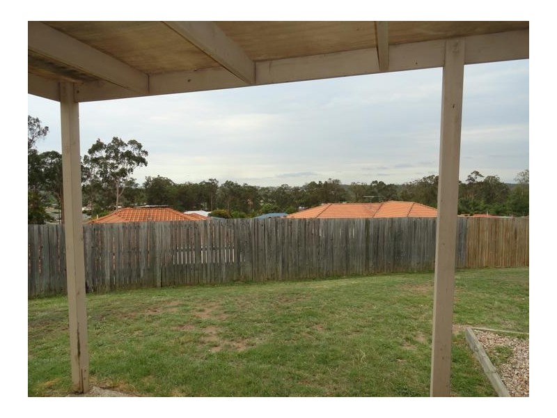 72 Sandalwood Drive, Yamanto QLD 4305