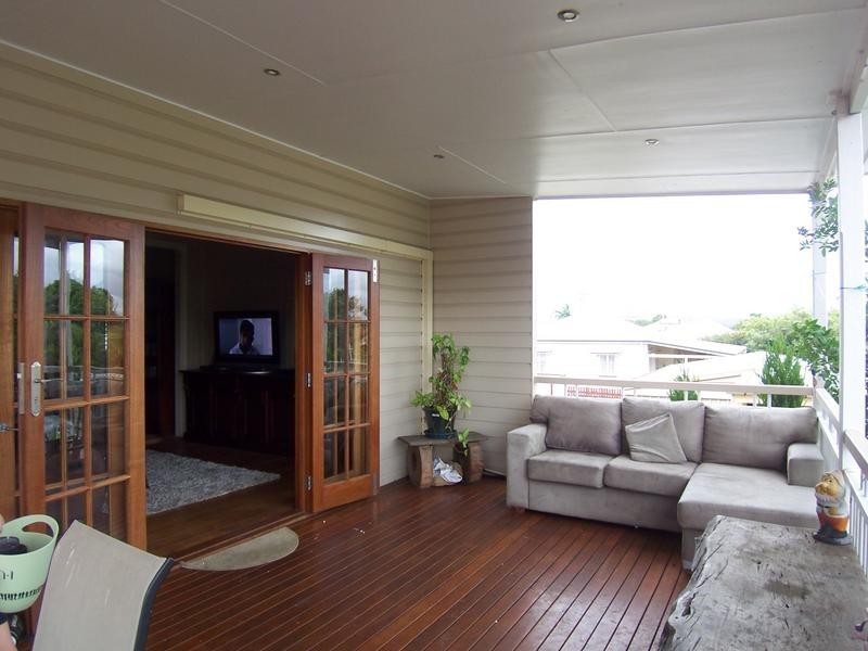 79 Cemetery Road, Raceview QLD 4305