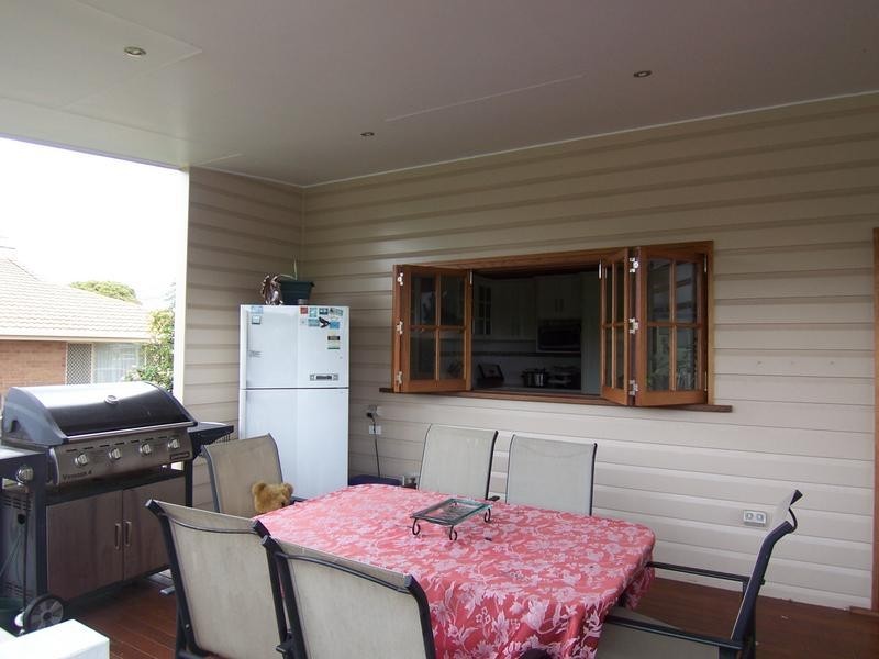 79 Cemetery Road, Raceview QLD 4305