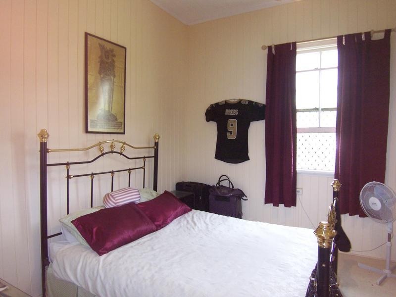 79 Cemetery Road, Raceview QLD 4305