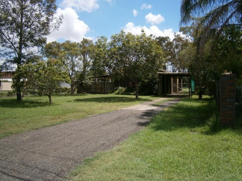 4 Wellington Street, Brassall QLD 4305
