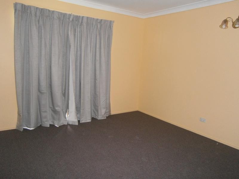 4 Wellington Street, Brassall QLD 4305