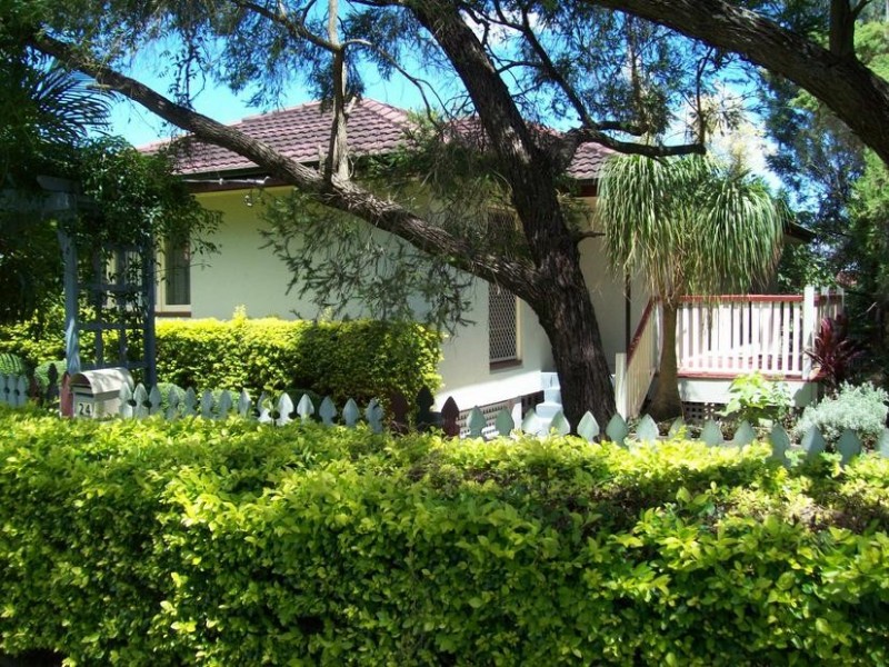 24 Jardine Street, Leichhardt QLD 4305