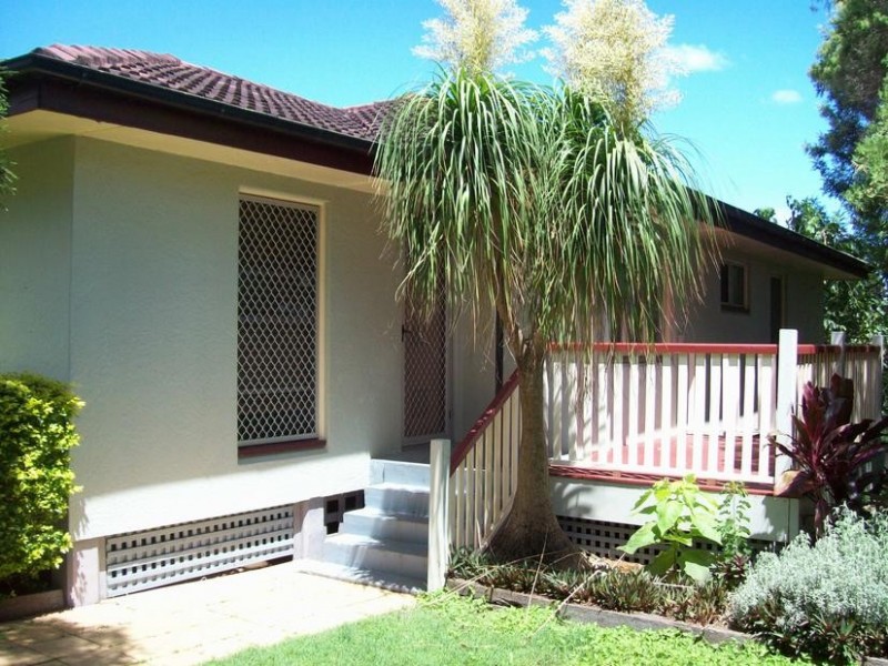 24 Jardine Street, Leichhardt QLD 4305