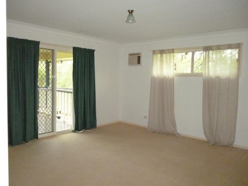 6 Nidus Court, Fernvale QLD 4306