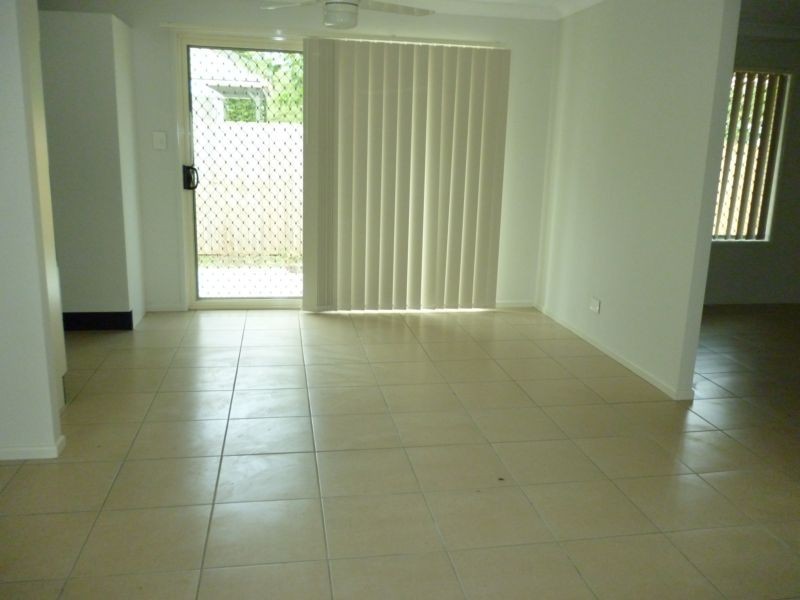 2/35 Woodford Street, One Mile QLD 4305